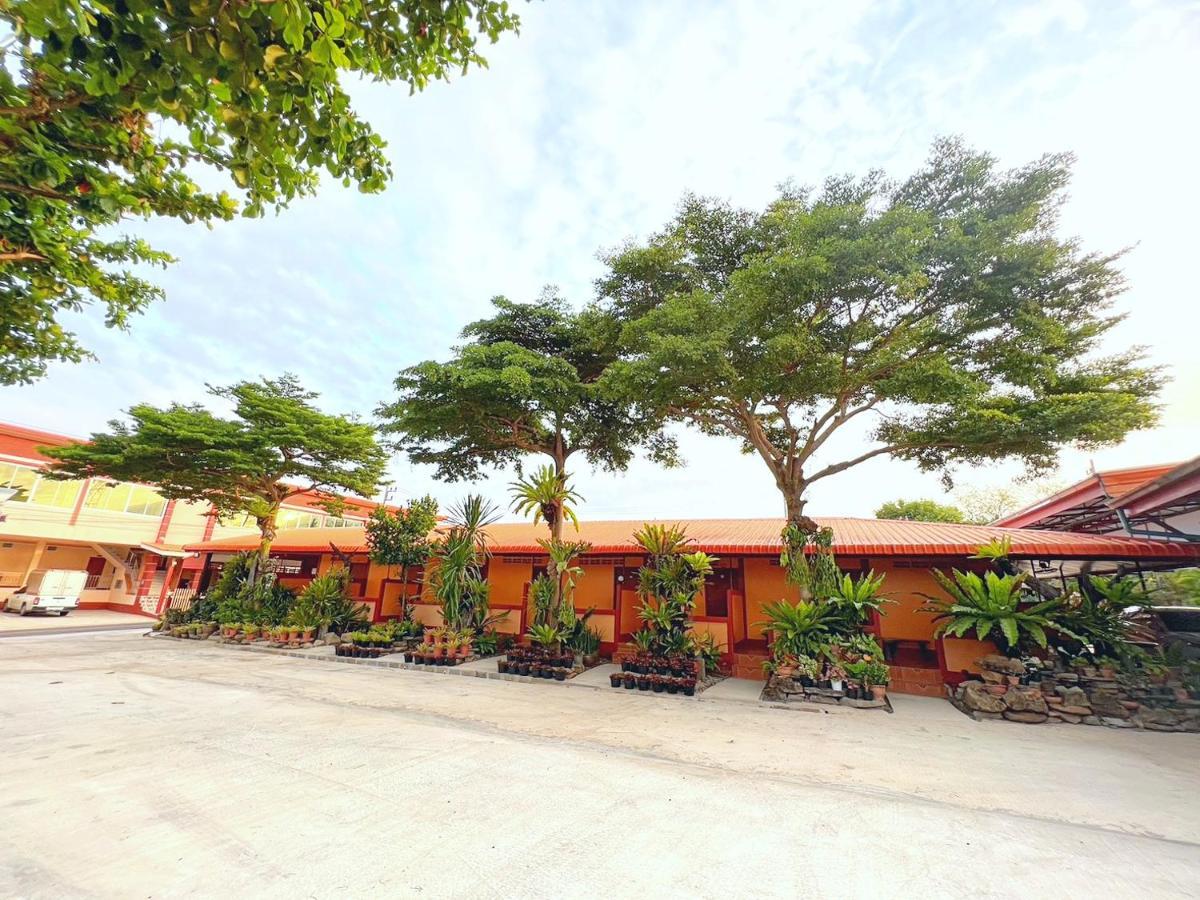 Khong Chiam Hotel Экстерьер фото